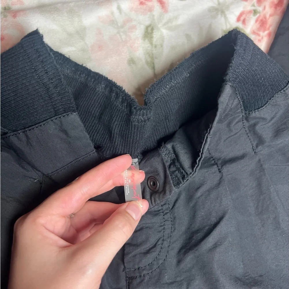 Free People Movement Mesmerize Me Pants Black XS Cargo Straight Leg Baggy Sporty - Picture 5 of 8